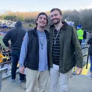 Meet your Posher, Thomas